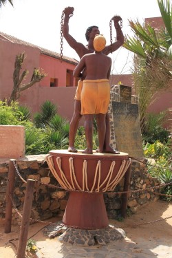 La statue de la libération de l'esclavage. Crédit photos: DD l7 (e blog de DD 17) 